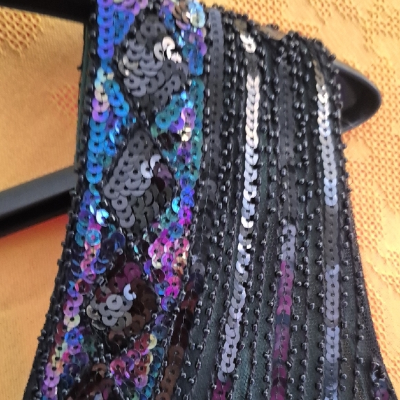 Elegant Black and Purple Beaded Dress - Picture 14 of 16